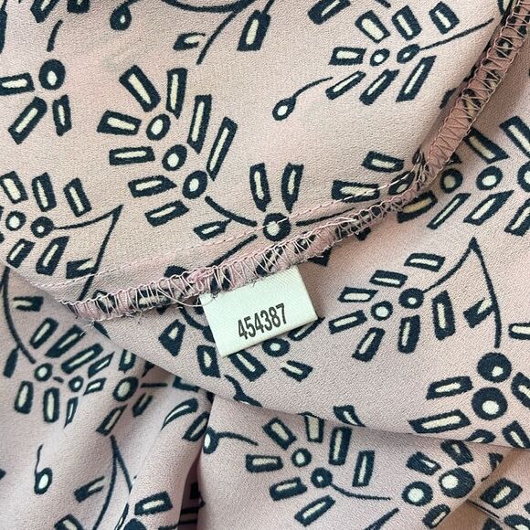 Ann Taylor Floral Peasant Blouse with flowy sleeves (lilac/black) - Picture 5 of 6